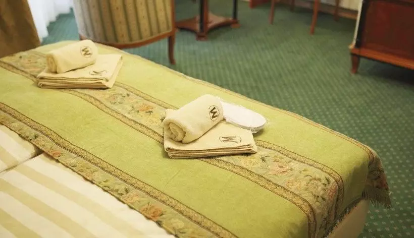 هتل Monako Skopje