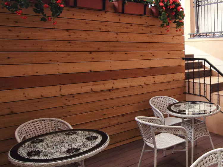 هتل Monako Skopje