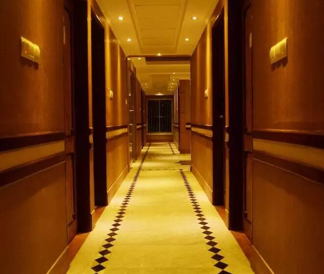 هتل Sea Shell Residence