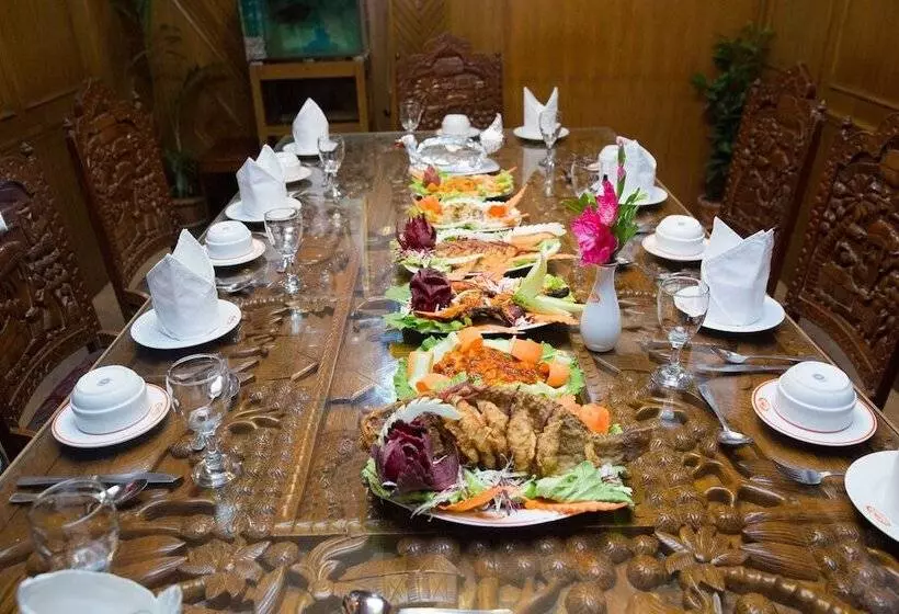 هتل Sea Shell Residence