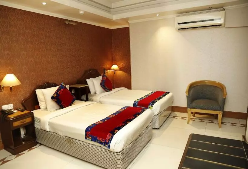 هتل Sea Shell Residence