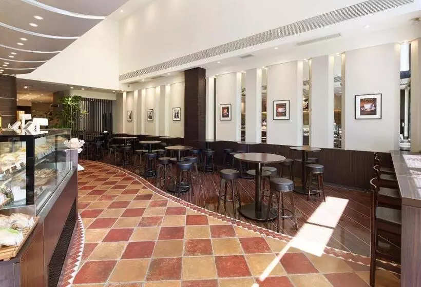 Отель The B Akasakamitsuke