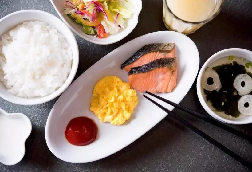 Отель The B Akasakamitsuke