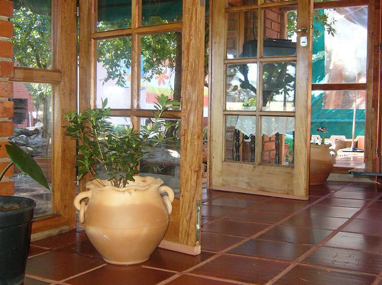 פנסיון Guayra Guest House