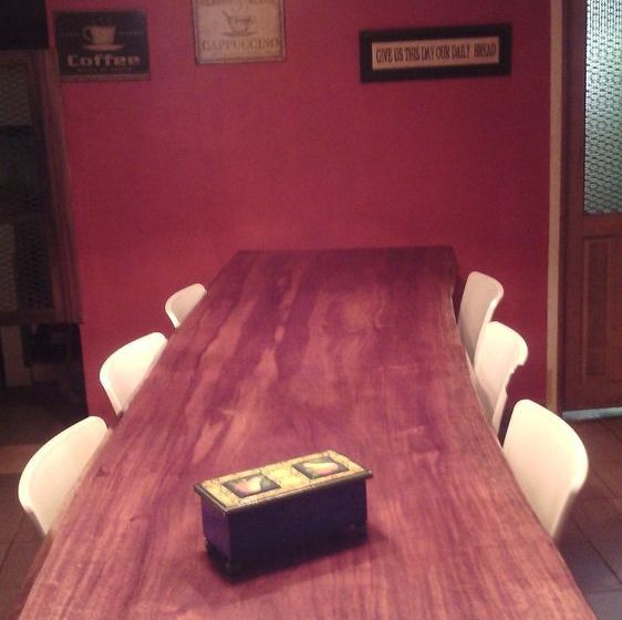 פנסיון Guayra Guest House