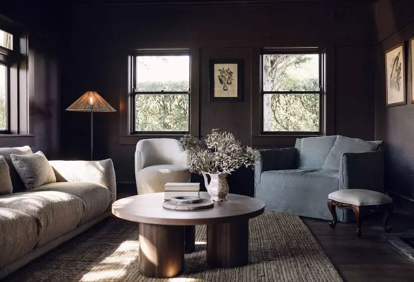 ペンション Links House