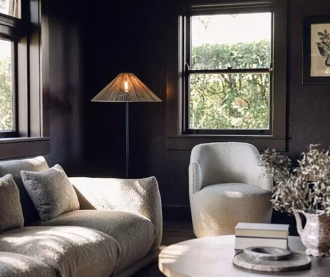 ペンション Links House