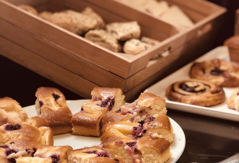 Regency Torviscas Apartments And Suites