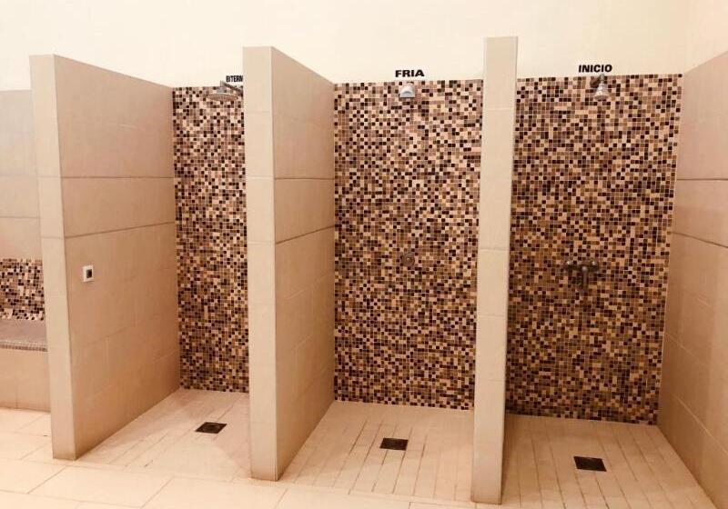 Regency Torviscas Apartments And Suites