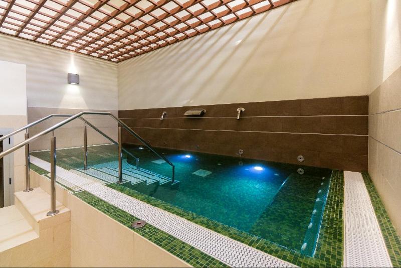 Regency Torviscas Apartments And Suites