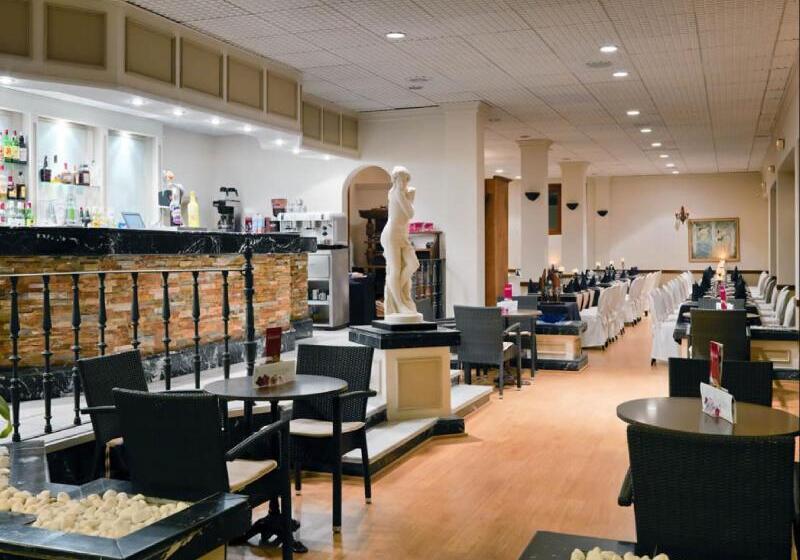 Regency Torviscas Apartments And Suites