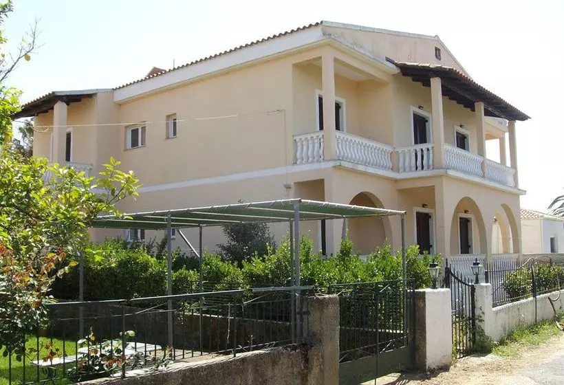 Silver Nests Apartments