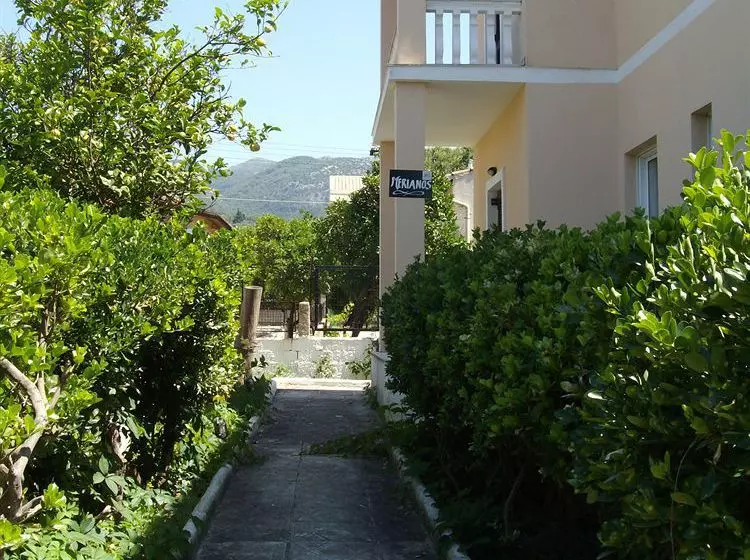 Silver Nests Apartments