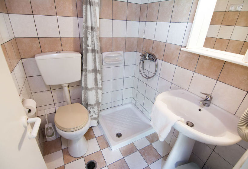 Silver Nests Apartments