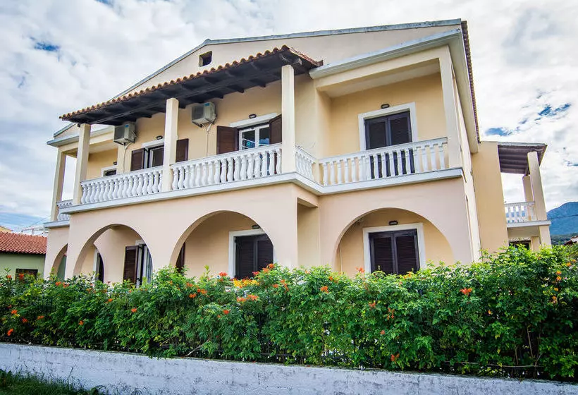 Silver Nests Apartments