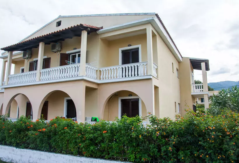 Silver Nests Apartments