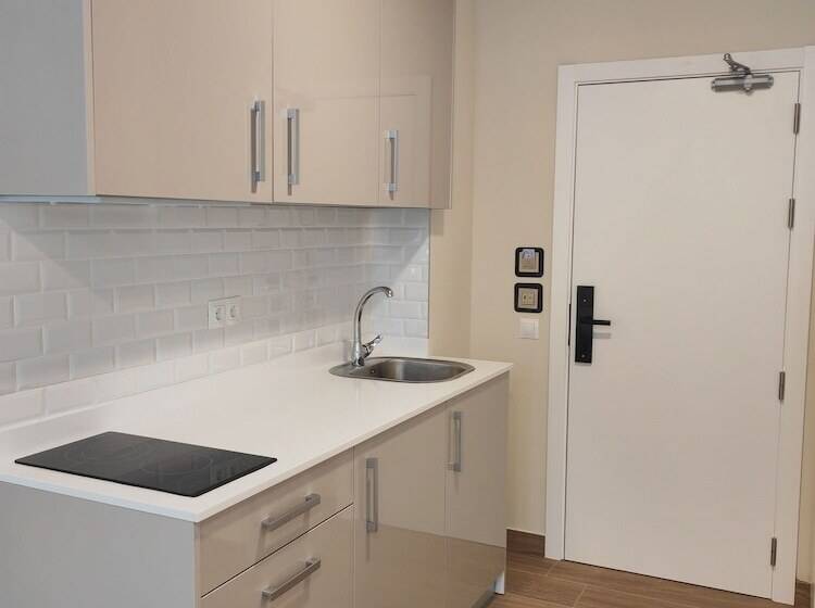 Apartahotel Golden Alcalá