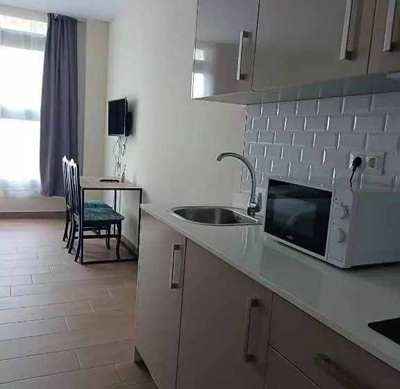 Apartahotel Golden Alcalá