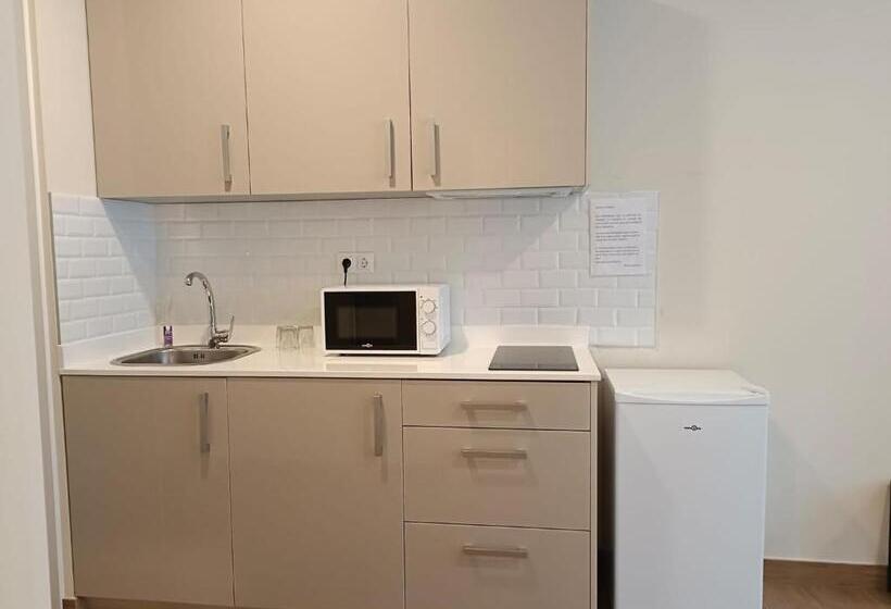 Apartahotel Golden Alcalá