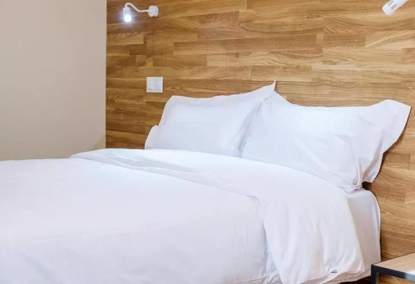 Apartahotel Golden Alcalá