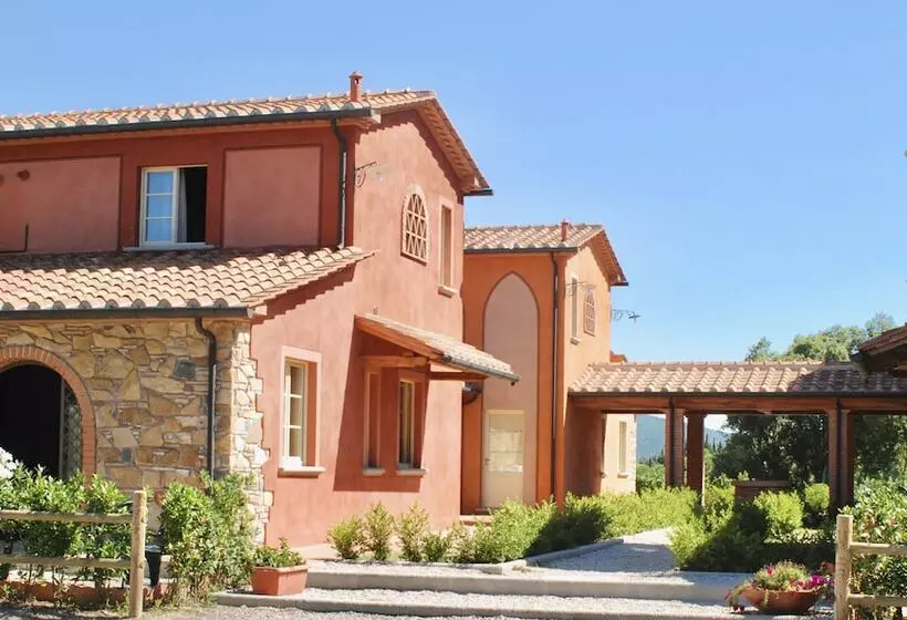 Apartments In Residence With Swimming Pool In Monteverdi Marittimo