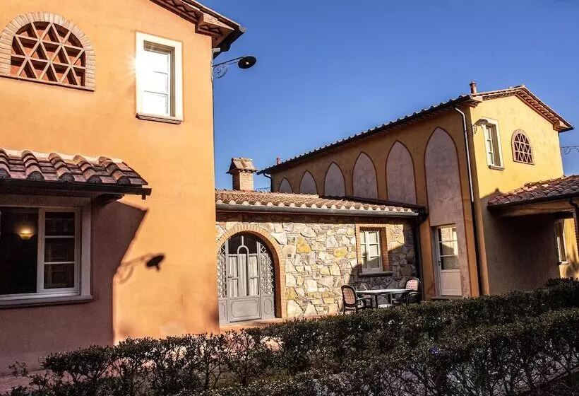 Apartments In Residence With Swimming Pool In Monteverdi Marittimo