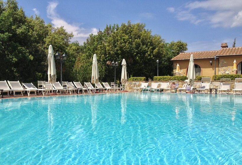 Apartments In Residence With Swimming Pool In Monteverdi Marittimo