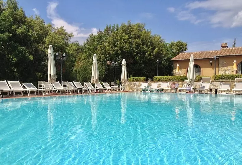 Apartments In Residence With Swimming Pool In Monteverdi Marittimo