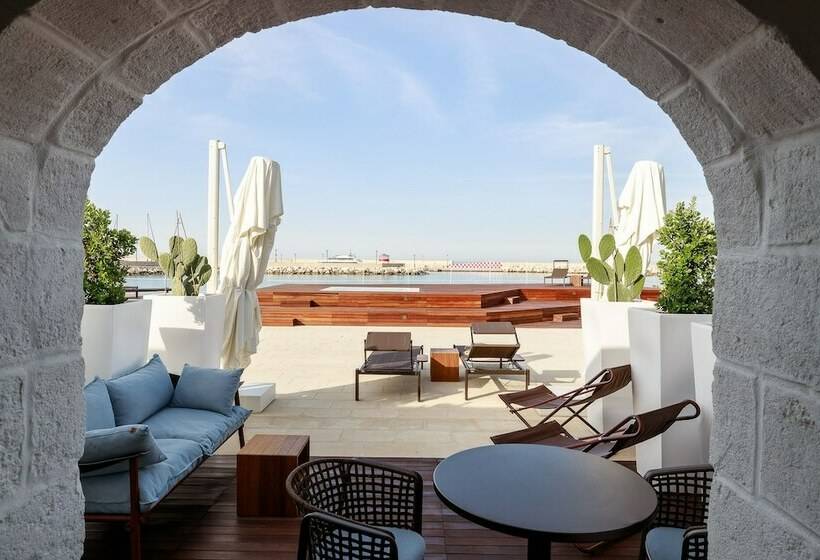 تختخواب و صبحانه Letredituccino