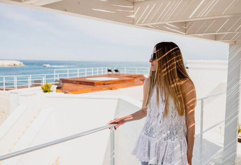 تختخواب و صبحانه Letredituccino