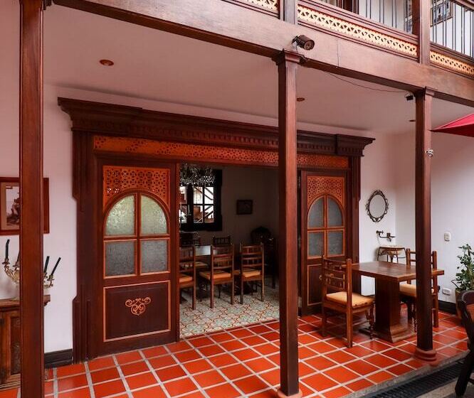 Casa Lola Hotel Boutique