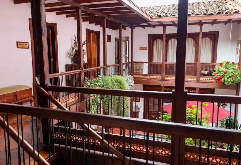 Casa Lola Hotel Boutique