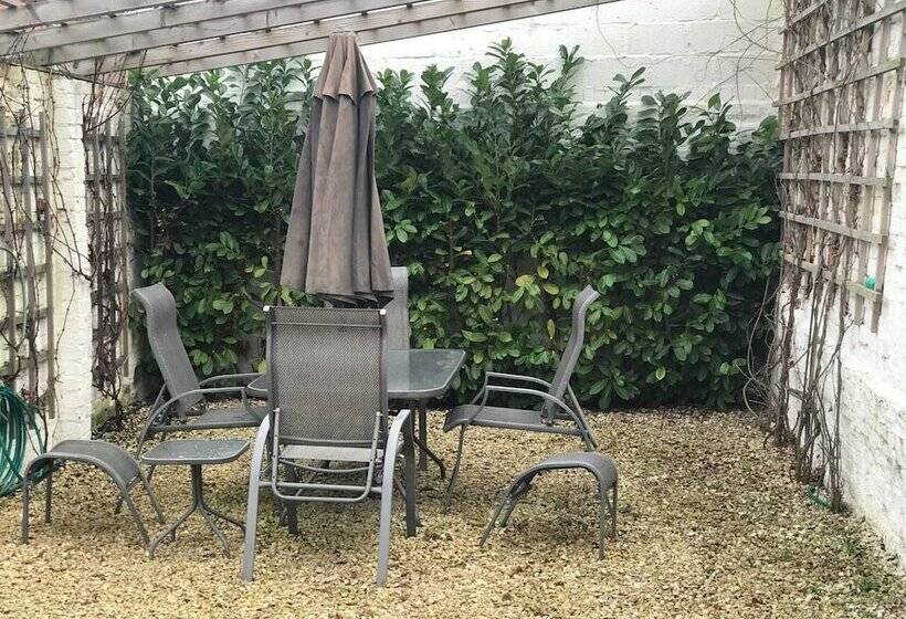 ホテル Cozy Lodge Sleeps 4 In Barton Upon Humber