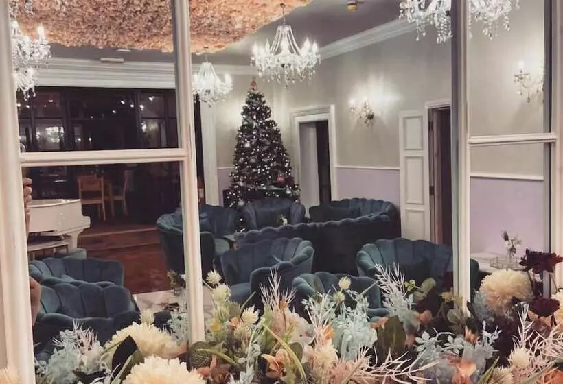 Hotelli Croydon Hall