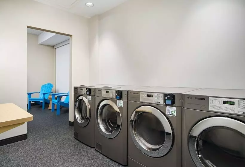 Hotelli Home2 Suites By Hilton Richmond Glenside