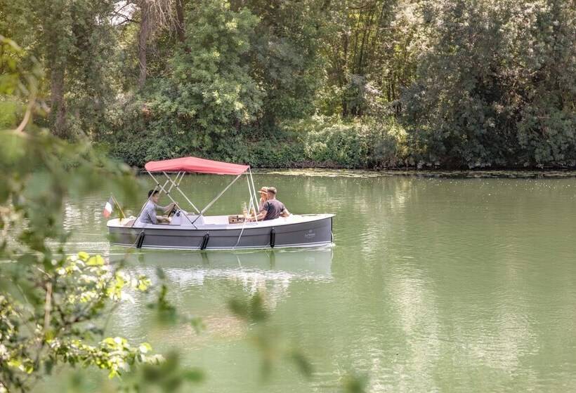 ホテル La Nauve, Hôtel & Jardin   Relais & Châteaux