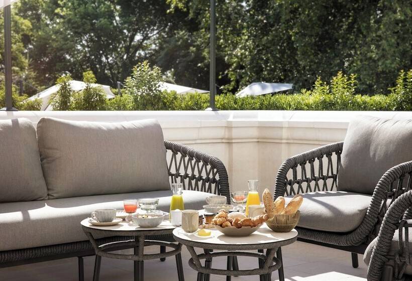 ホテル La Nauve, Hôtel & Jardin   Relais & Châteaux