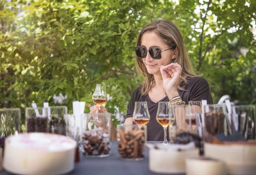 ホテル La Nauve, Hôtel & Jardin   Relais & Châteaux