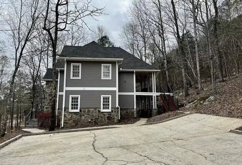 Limestone Springs Cottage