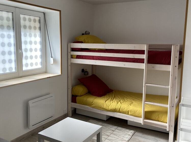 ペンション A La Fontaine Fleurie