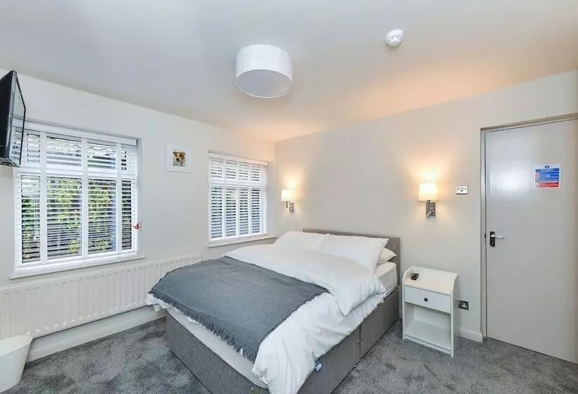 Majatalo Rooms At Rolleston