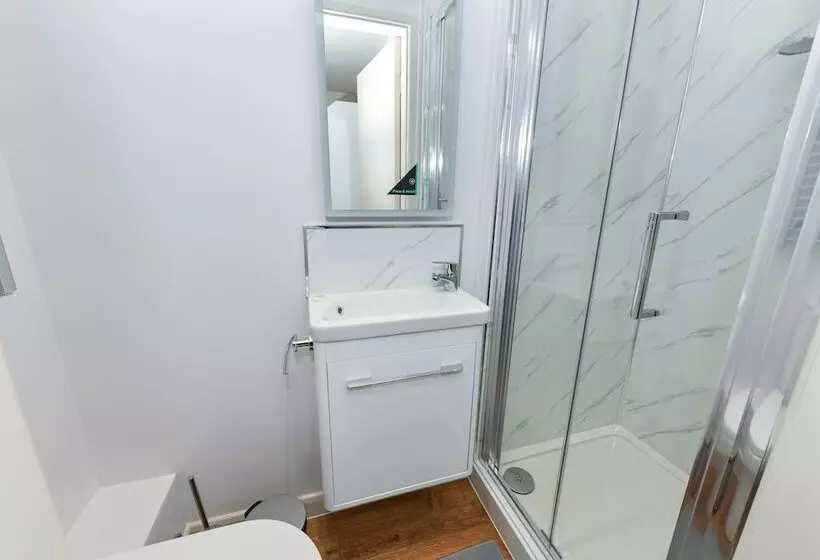 Majatalo Rooms At Rolleston