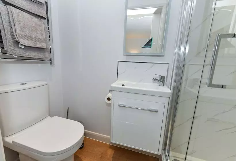 Majatalo Rooms At Rolleston