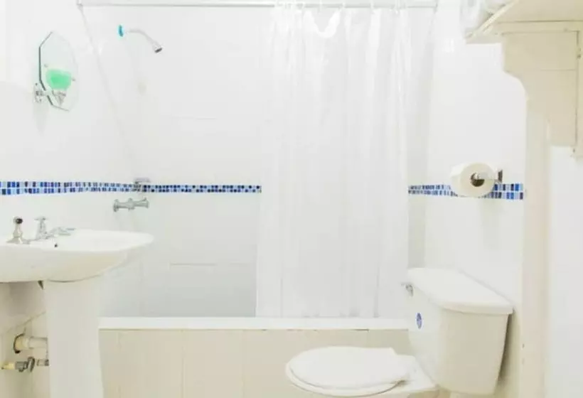 پانسیون Sinopia Inn