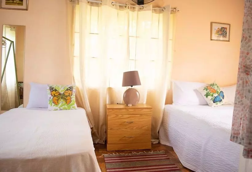 پانسیون Sinopia Inn