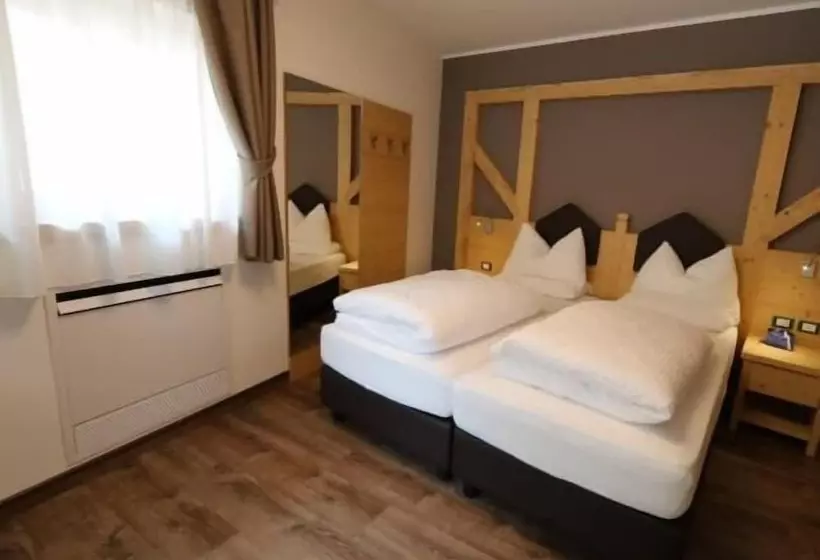 Aamiaismajoitus (B&B) Dolcevita Ambiez