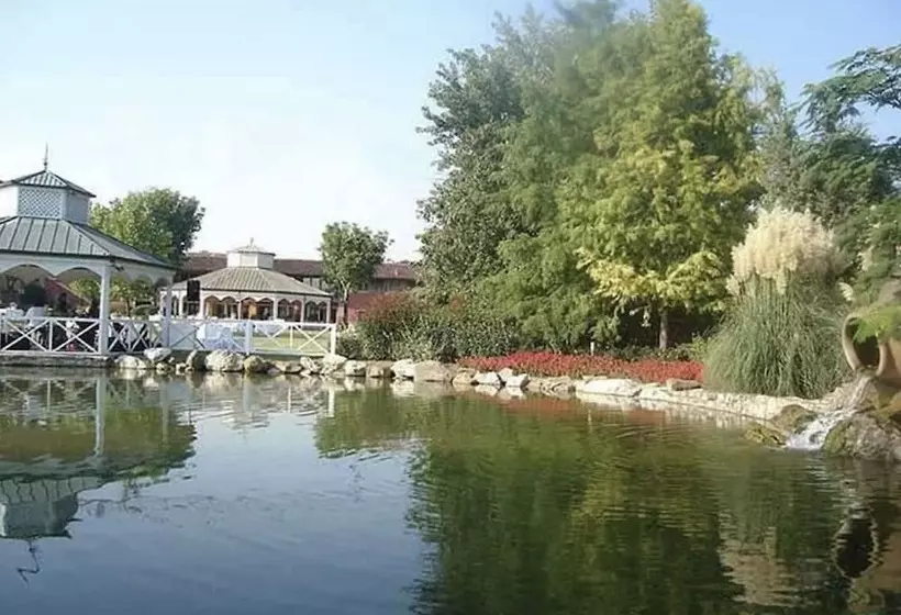 Bes Hotel La Muratella