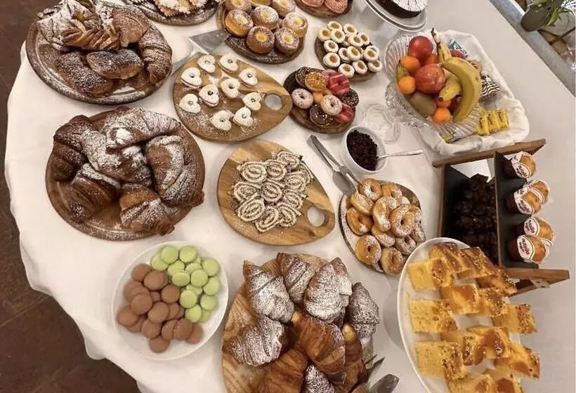 Bes Hotel La Muratella