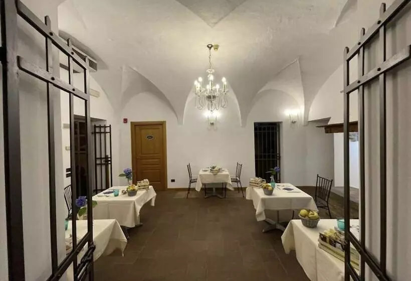 Bes Hotel La Muratella