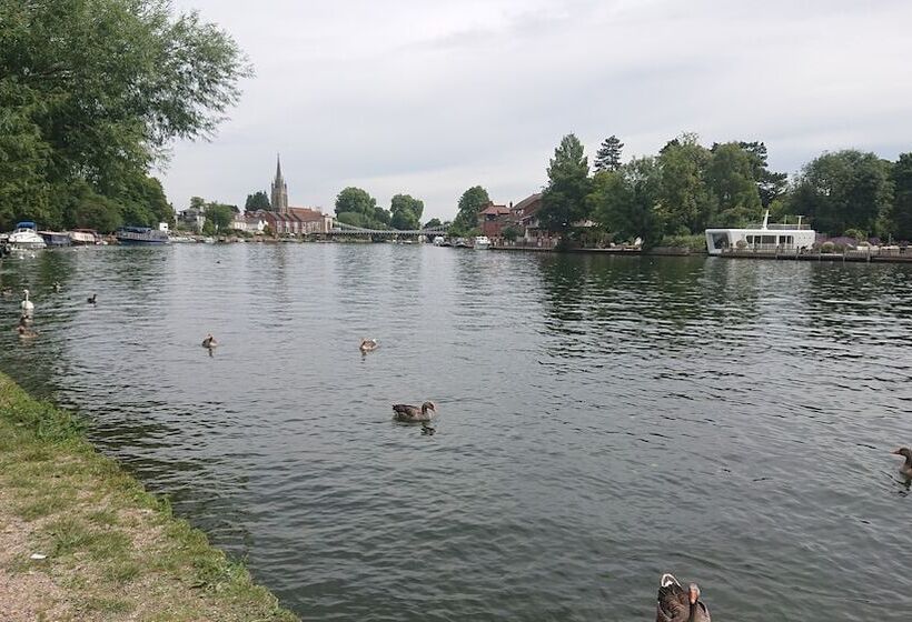 Charming 17th Century 2 Bed Cottage In Medmenham